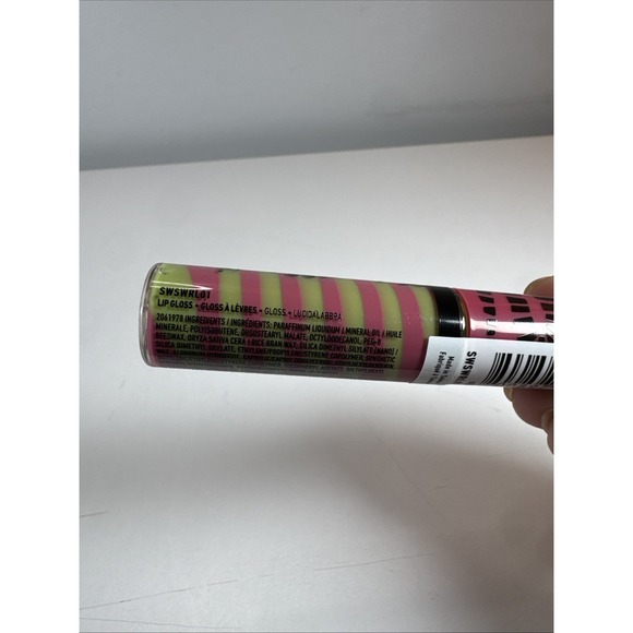 NYX Beetlejuice Sand worm Swirl Lop Gloss Pink & Green New - Picture 4 of 7